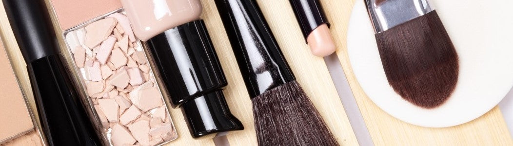 Les indispensables beauté à prendre en voyage