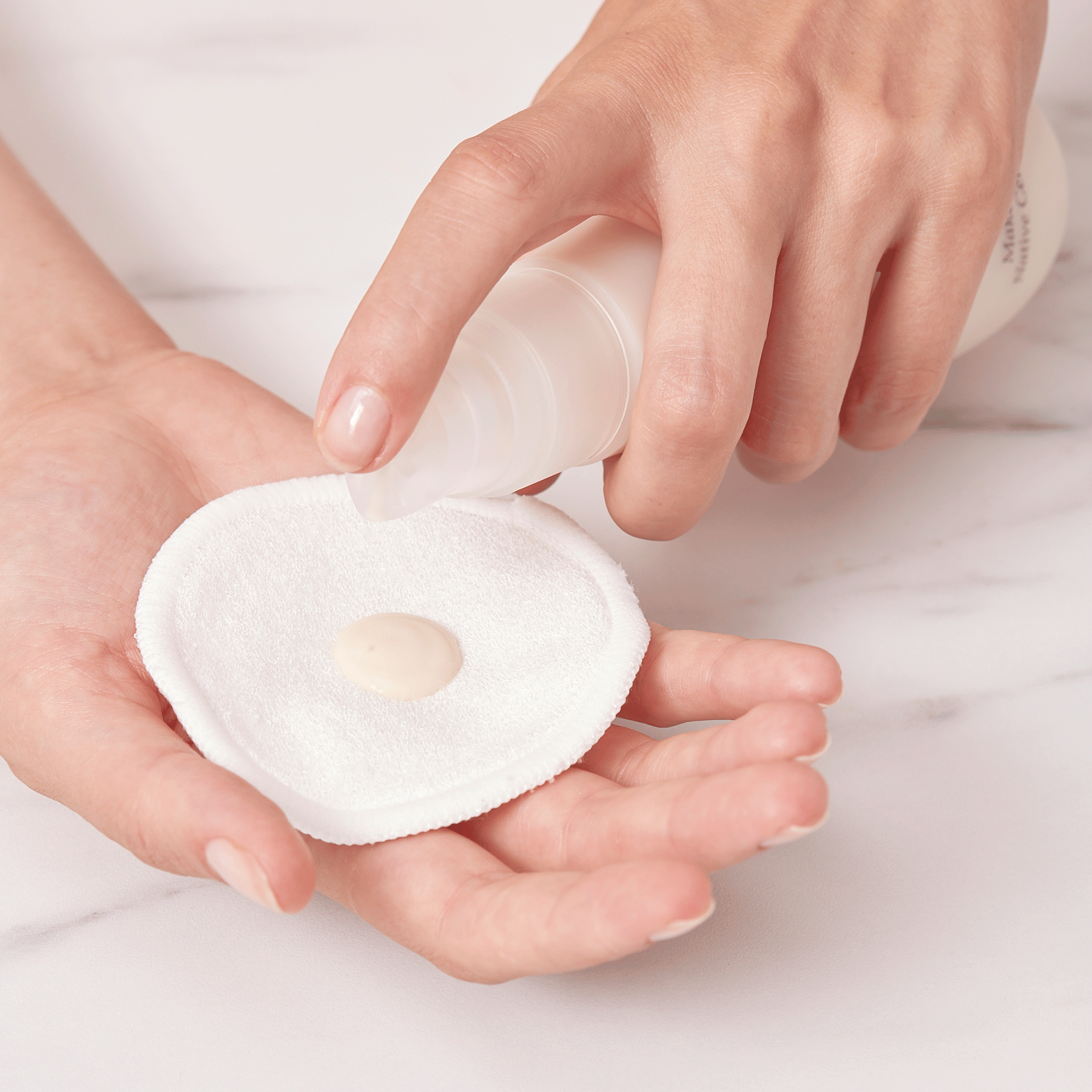 Le lait démaquillant Olivier Claire : de la douceur en flacon